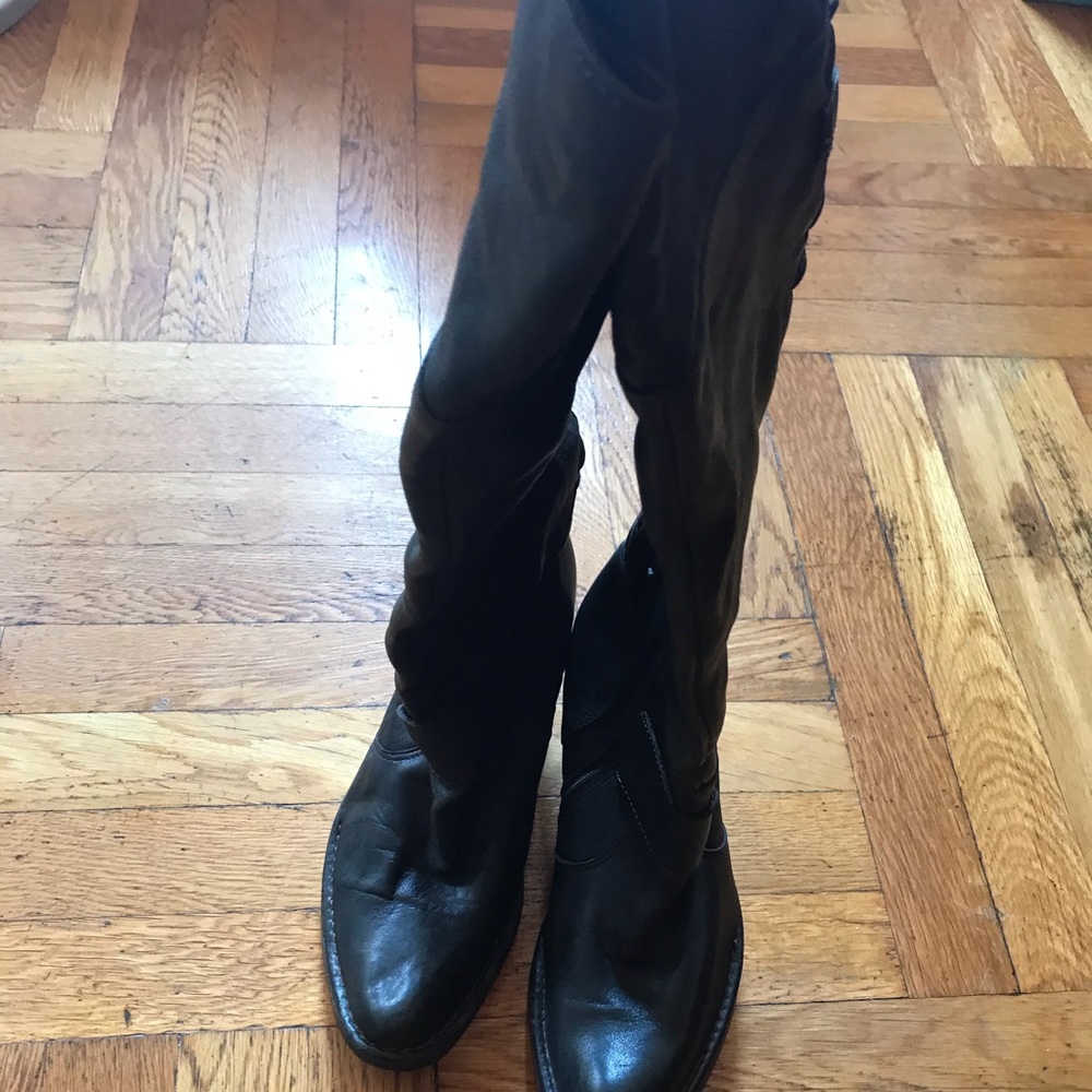 Clarks Womens heeled boots